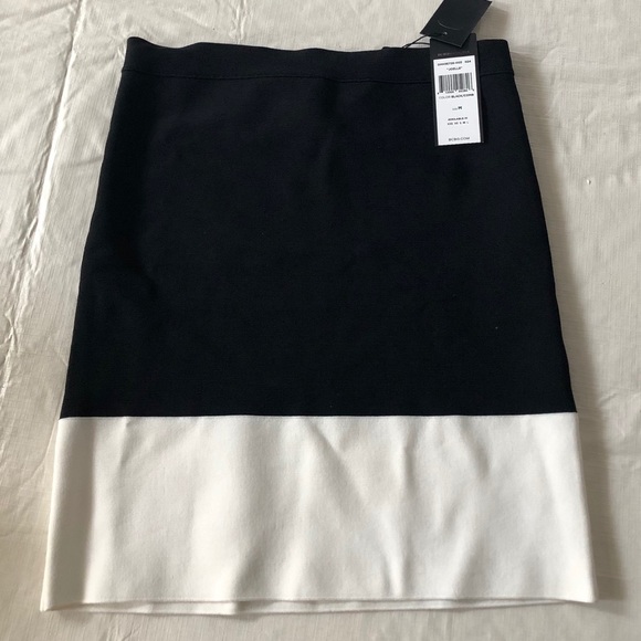 BCBG Power Skirt NWT!!! - Picture 3 of 3